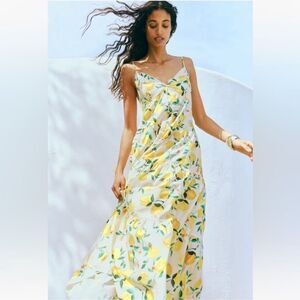 H&M blogger favorite Dolce far Niente lemon printed strappy tier dress